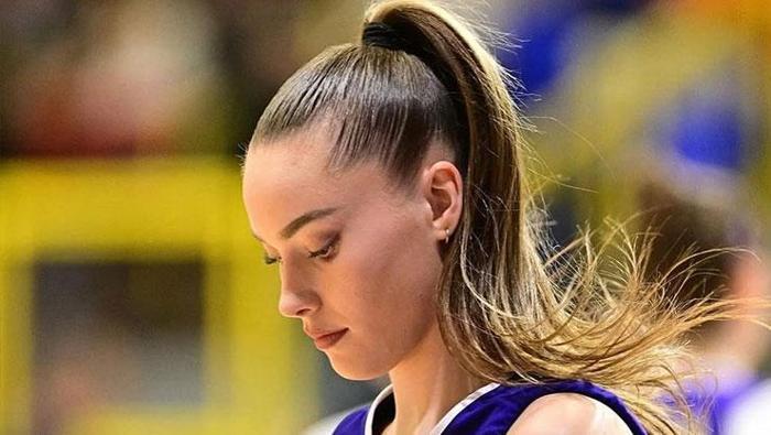Rus Voleybolcu Anastasia Lyashkonun yeni durağı Türkiye