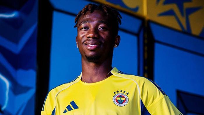 RAKİP SAVUNMAYI PARÇALAMAYI BİLİR