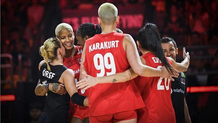 Filenin Sultanları, İspanyaya göz açtırmadı Melissa Vargas, Yaprak Erkek takımı sırtladı