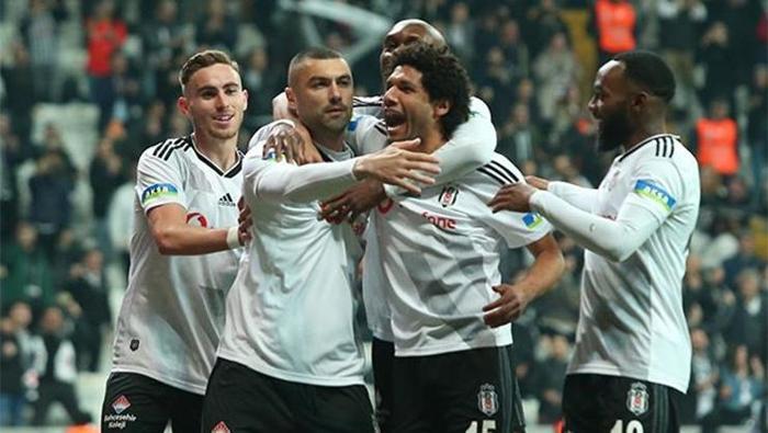 Eski Beşiktaşlı futbolcu Elneny evliyken, tekrar evlendi Düğün fotoğrafları ortaya çıktı