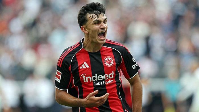 KICKER: MEYVESİNİ ALDI