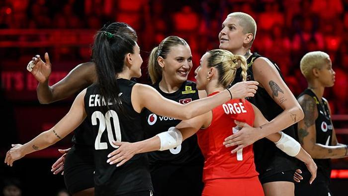 Filenin Sultanları Bulgaristanı da set vermedi geçti Melissa Vargas durdurulamıyor