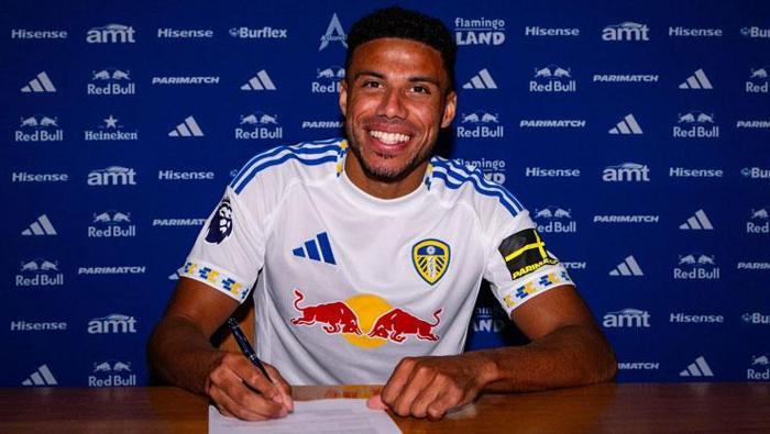 James Justin (Sağ bek) Leicester City -> Leeds United