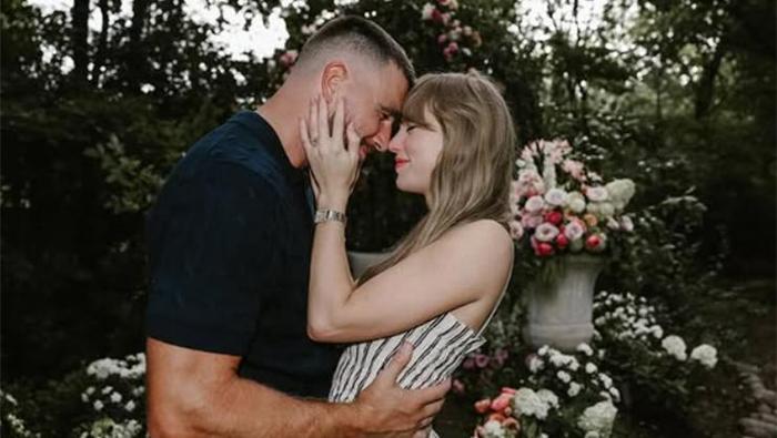 Milyon dolarlık evet Taylor Swift ve Travis Kelce bombayı patlattı