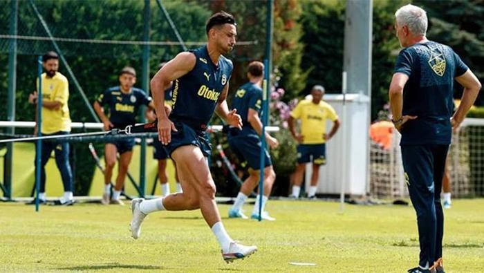 Fenerbahçede Mourinhonun ayrılığı sonrası İrfan Can Kahvecinin eşinden olay paylaşım