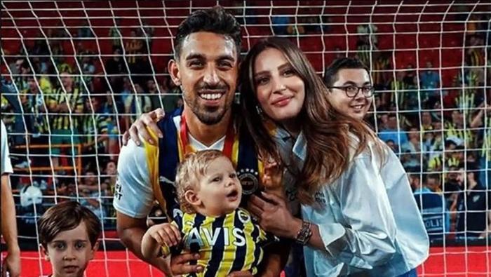 Fenerbahçede Mourinhonun ayrılığı sonrası İrfan Can Kahvecinin eşinden olay paylaşım