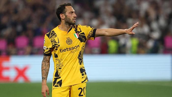 Bu Interdeki son maçım... Inter-Udinese maçından sonra Hakan Çalhanoğlu krizi: Galatasaraya doğru rota çiziliyor