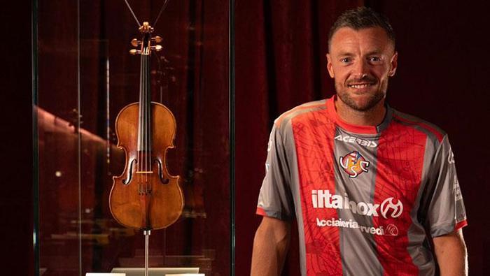 Jamie Vardy (Forvet) Leicester City -> Cremonese