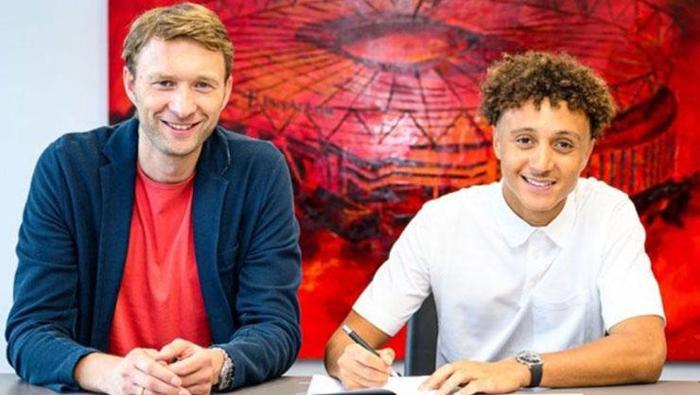 9 - BAYER LEVERKUSEN