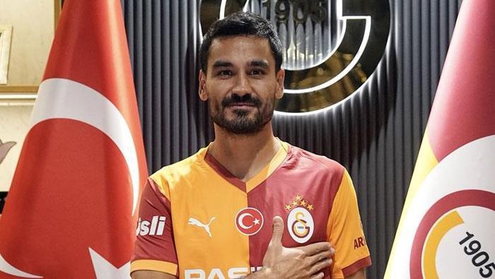 İLKAY GÜNDOĞAN FORMAYI GİYDİ