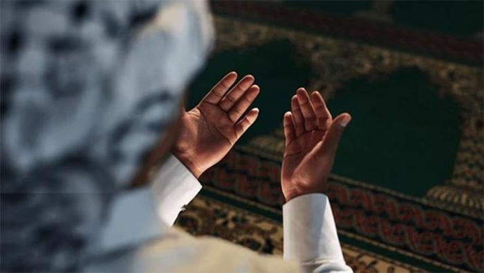 MEVLİD KANDİLİ ZİKİRLERİ VE TESBİHLERİ (Diyanet)| Mevlid Kandilinde okunacak faziletli zikirler ve esmalar nelerdir