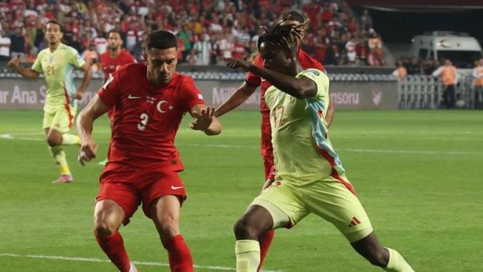 PAS OYUNU DERSLERİ / CEM DİZDAR - FANATİK
