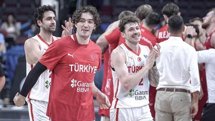 İLKAN KARAMANA HEDİYE ETTİLER