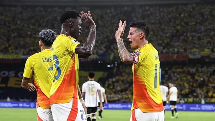 Böyle bir şeyi nasıl dersin Kolombiyada Davinson Sanchez krizi, ortalık karıştı: Okan Burukun dediği oldu