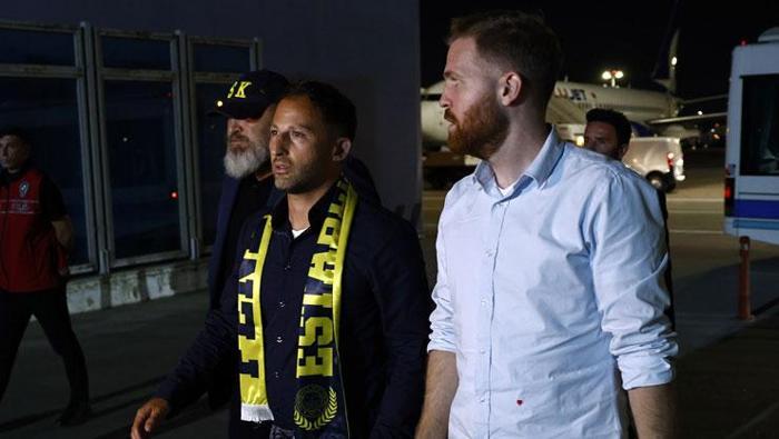 Gökhan Gönülün eşi Hatice Gönülden Fenerbahçeye geri dönüş paylaşımı: Evimize tekrar hoş geldik