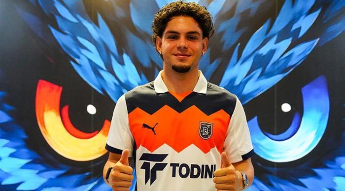Tuğra Turhan (Forvet) Grasshopper -> Başakşehir
