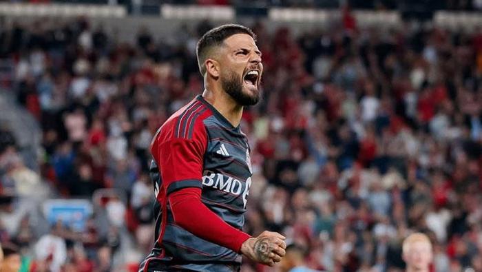INSIGNE HALA İMZALAMADI
