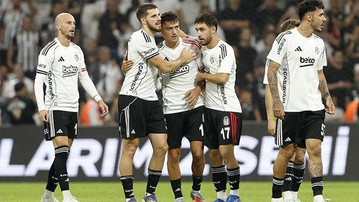 Beşiktaş-Başakşehir maçı sonrası bu sözlerle yüklendi Bunun için mi harcama yapıldı | İyiden iyiye büzüştü