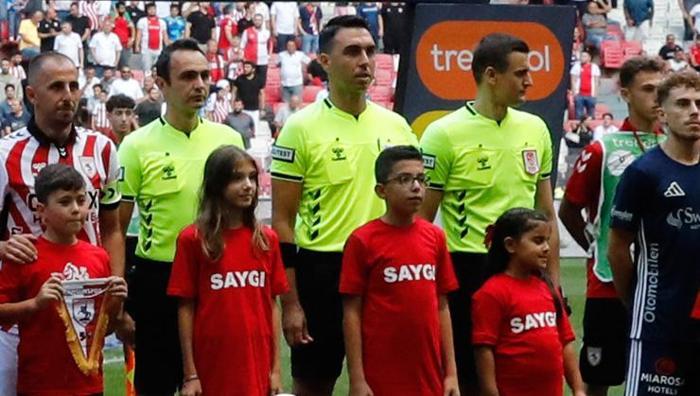 Hakem 12 kart hatası yaptı Fenerbahçe-Trabzonspor maçında Ozan Ergünden skandal daha: Çok kritik bir pozisyon