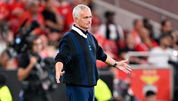 Kerem Aktürkoğlunun transferini açıklasın Jose Mourinhodan Ali Koça yanıt geldi, çarpıcı bir soru yöneltti