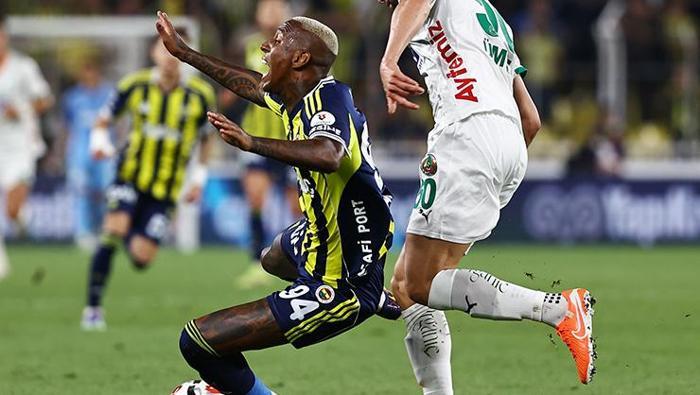 VAR UYARDI, PENALTI GELDİ