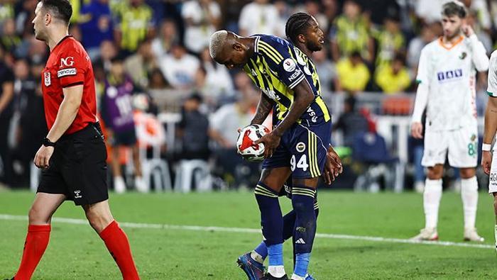 İSTENMEYEN ADAM