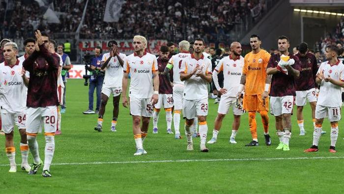 Galatasarayda Frankfurt hezimetinin 3 nedeni belli oldu Dev fiyasko