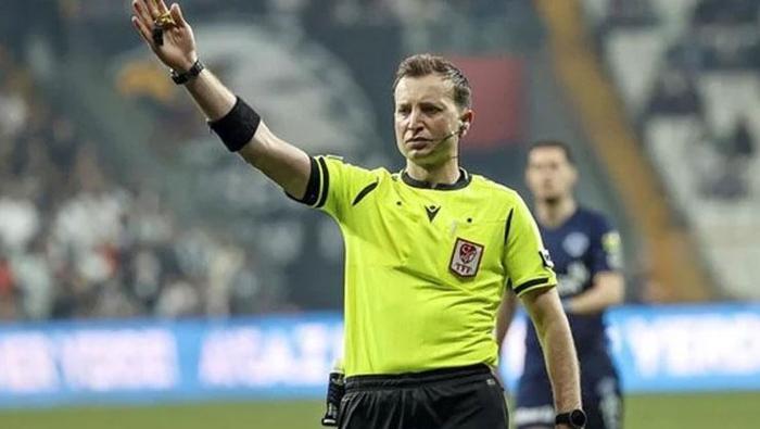 Galatasaray - Konyaspor maçının tartışmalı pozisyonlarını Trio yorumladı: Futbol adına çok mantıksız