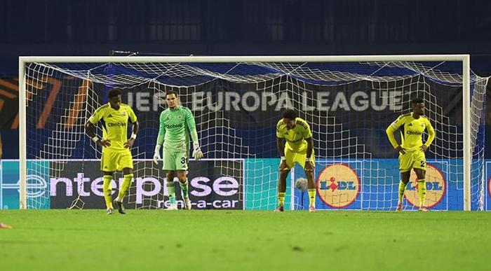 Fenerbahçede Tedesco topun ağzında Kulübeyi değiştirin