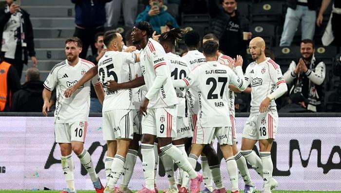 Galatasaray-Liverpool maçının sonucuna bağlı Beşiktaş-Kocaelispor maçı için çok konuşulacak sözler: Ligi değiştirme fırsatı....