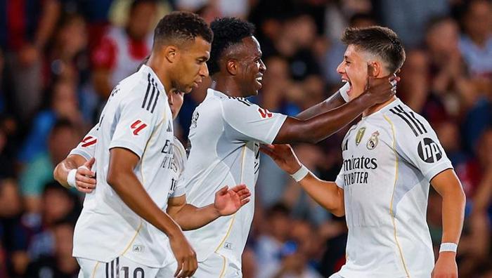 Arda Güleri rahat bırakmıyorlar Real Madridin yıldızı oldu, yine de peşindeler
