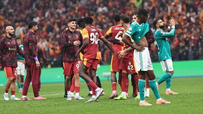 Galatasarayın Liverpool zaferi sonrası usta isimlerden övgü: Fabrika ayarlarına döndü | Haddini bilmedi, bildirdi