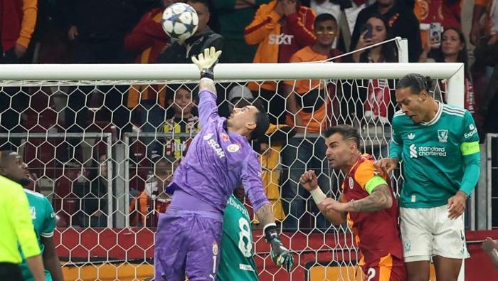 BAŞARININ MİMARI KESİNLİKLE OKAN BURUKTUR