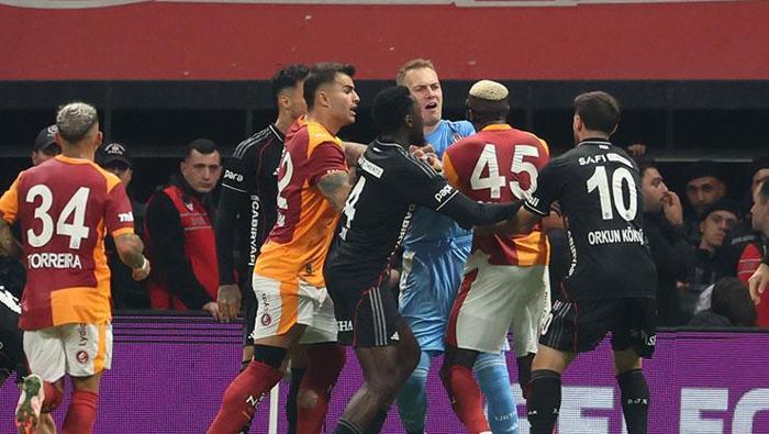 Galatasaray-Beşiktaş derbisinde kavga çıktı Osimhen çıldırdı