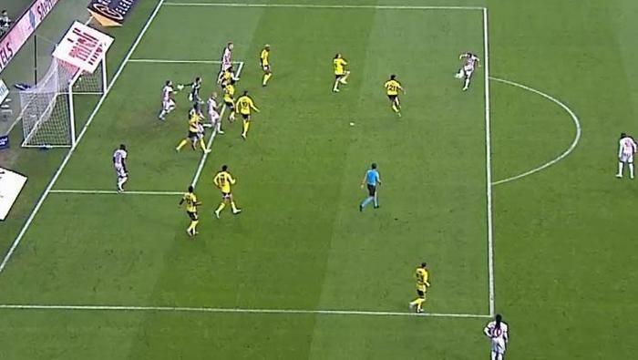 SAMSUNSPORUN PENALTISI İPTAL EDİLDİ