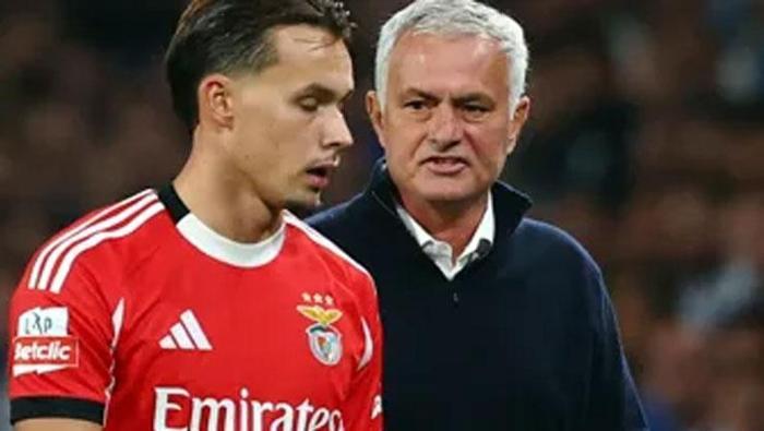 MOURINHO FIRSATI KAÇIRDI