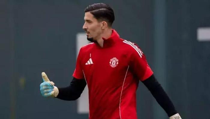 Manchester United’da Altay Bayındır’a büyük övgü: İşte aradığımız ruh