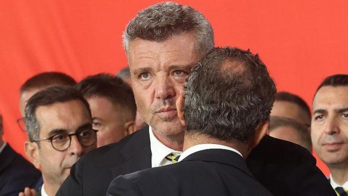 Fenerbahçeye usta isimden sert eleştiri Kongre oldu mu | Mert Hakan neden hala kaptan