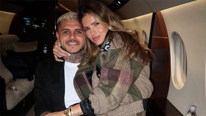 Mauro Icardiden sevgilisi China Suareze yarım milyonluk forma Madrid tatilinde aşka geldi