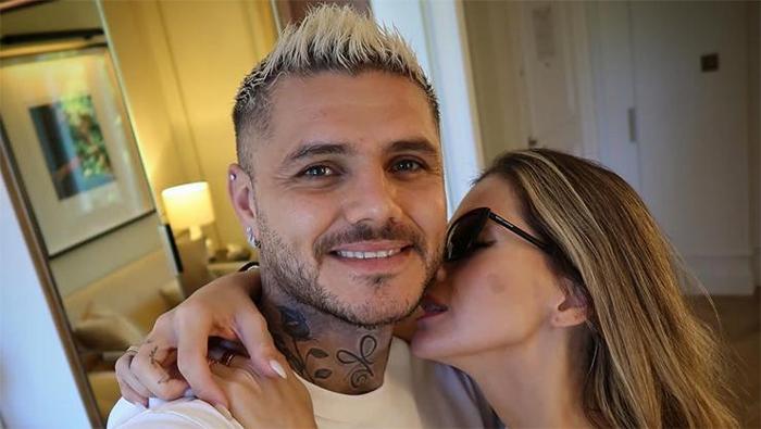 Mauro Icardiden sevgilisi China Suareze yarım milyonluk forma Madrid tatilinde aşka geldi