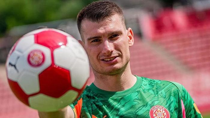 DOMINIK LIVAKOVIC