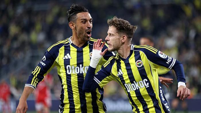 Fenerbahçede sürpriz ayrılık hamlesi Direkt olarak kapıyı gösterdi