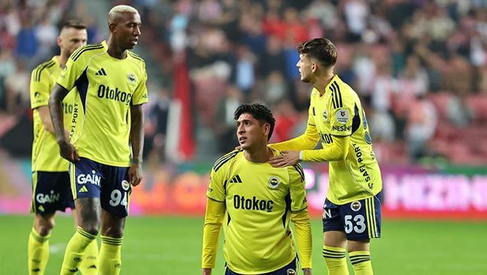 Fenerbahçede sürpriz ayrılık hamlesi Direkt olarak kapıyı gösterdi