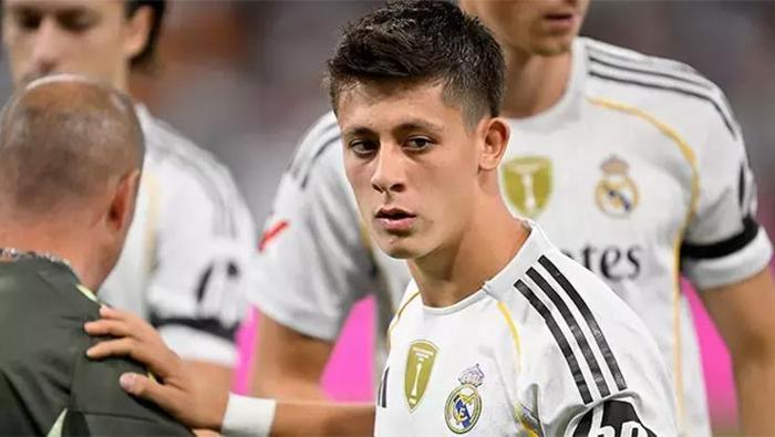 Arda Güler tüm yıldızları solladı zirveye uçtu U21’de dünyanın en iyi orta sahası: Real Madrid tüm çıkış yollarını kapattı