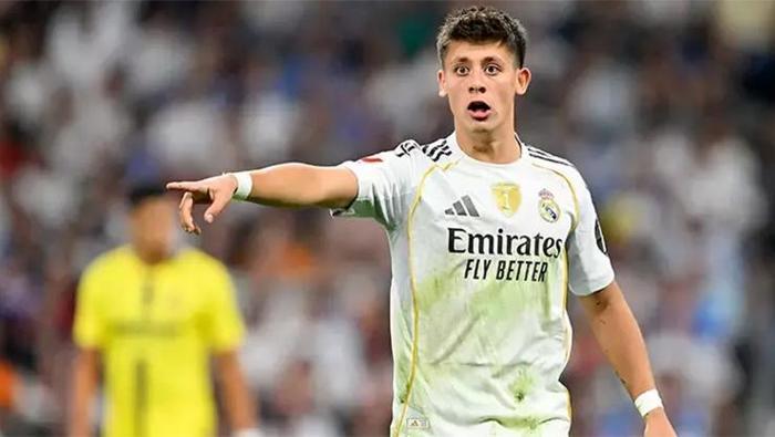 Arda Güler tüm yıldızları solladı zirveye uçtu U21’de dünyanın en iyi orta sahası: Real Madrid tüm çıkış yollarını kapattı