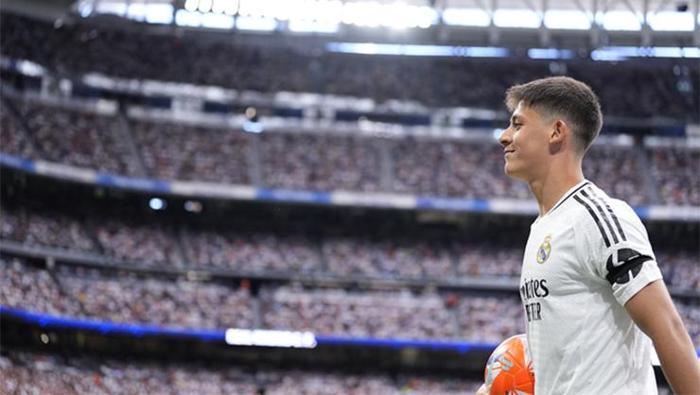 REAL MADRİD BIRAKMIYOR