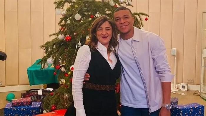 Kylian Mbappenin annesinden şok itiraf Oğlum insanlığını kaybetti