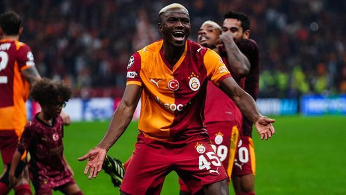 Osimhenin sözleşmesinde madde şoke etti Transfer operasyonunu bitiren hamle