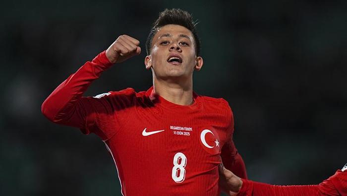 ARDA GÜLER GÖZ KAMAŞTIRDI