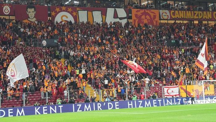 Galatasaray bonservis ödemeyecek Sürpriz transfer hamlesini İngilizler duyurdu, gelecek sezon kadroda olacak